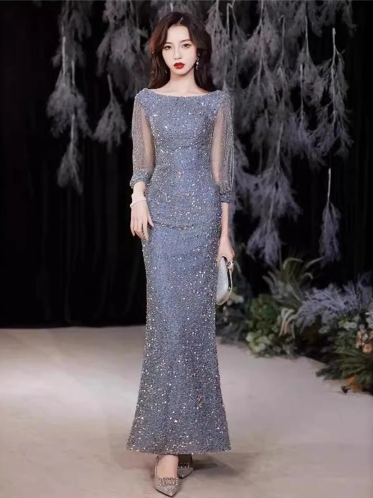 

Новое женское осеннее вечернее платье для студенток, для ведущих на художественных экзаменах, для церемоний, для взрослых мероприятий, блестящее, с силуэтом «рыбий хвост», для банкетов 2025