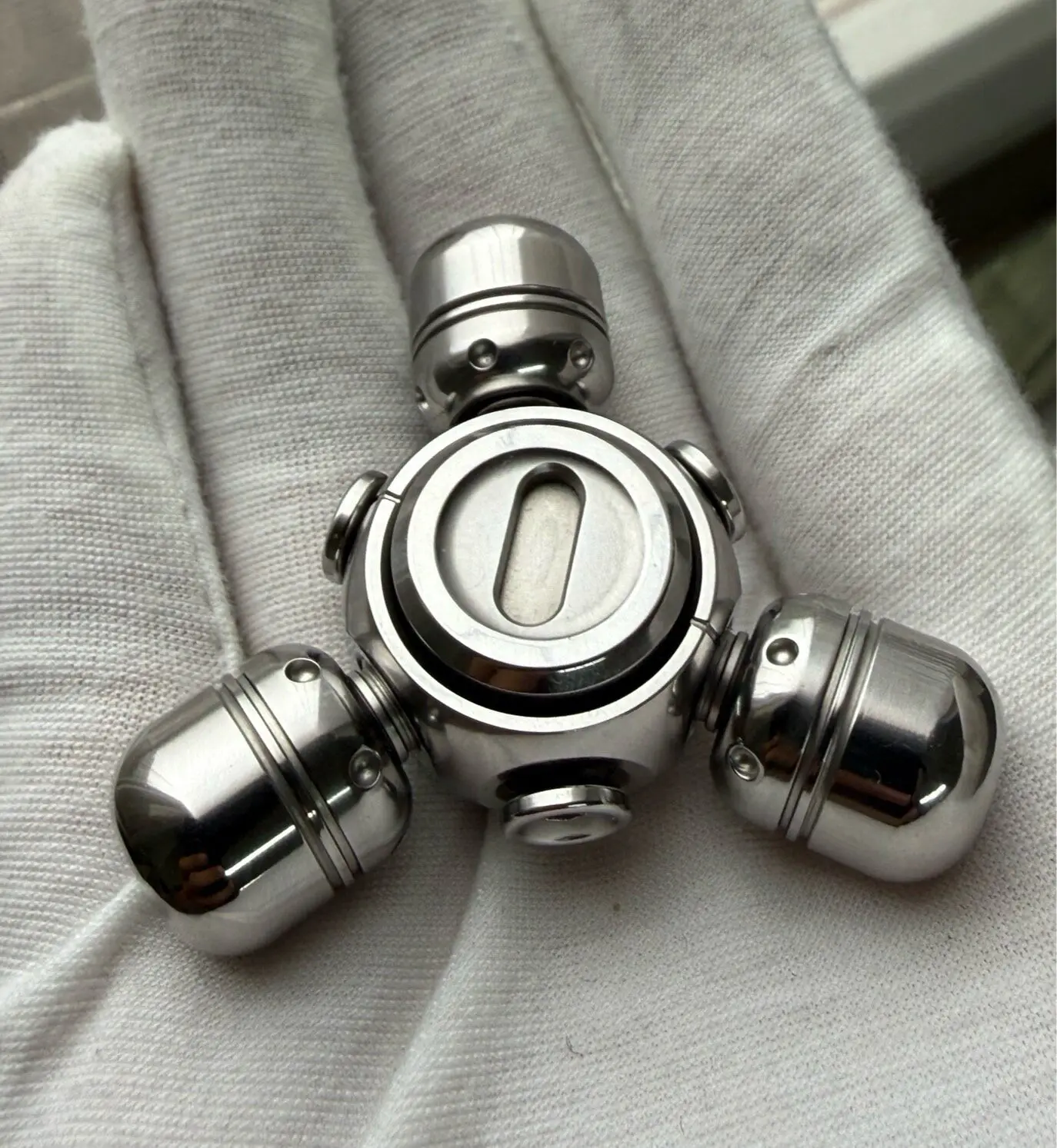 Used EDC Wood Cherry Edc Time and Space Totem Fingertip Gyro, All Stainless Steel Version, Tide Play Decompression Artifact