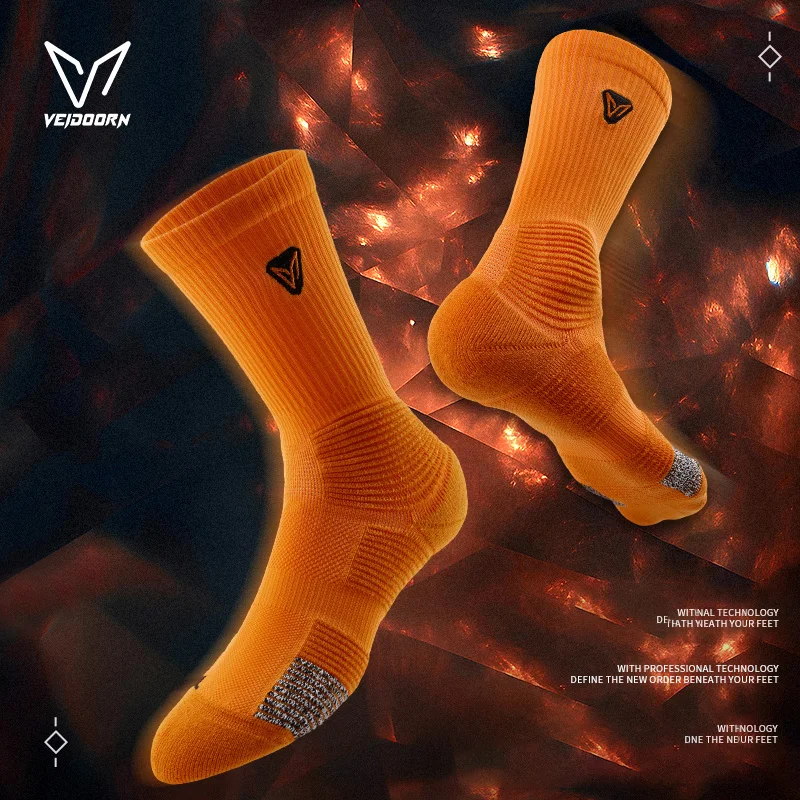 

Veidoorn Men's Elite Basketball Socks Calf Length Thick Terry Cushion Anti-Slip Grip Compression Socks for Training Game