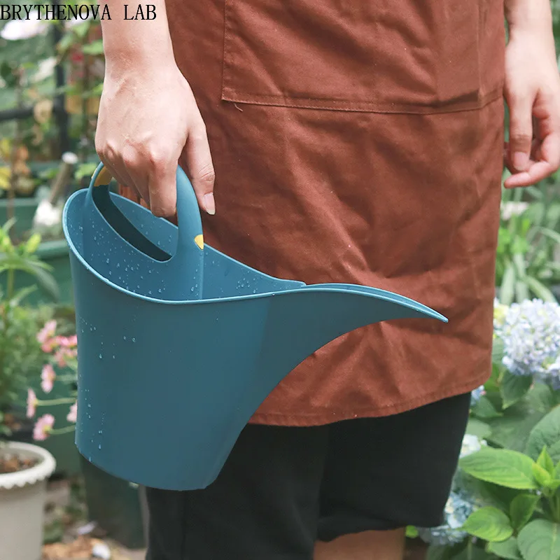Gardening plastic household flower species watering kettle 2L Watering Long Kettle Nozzle