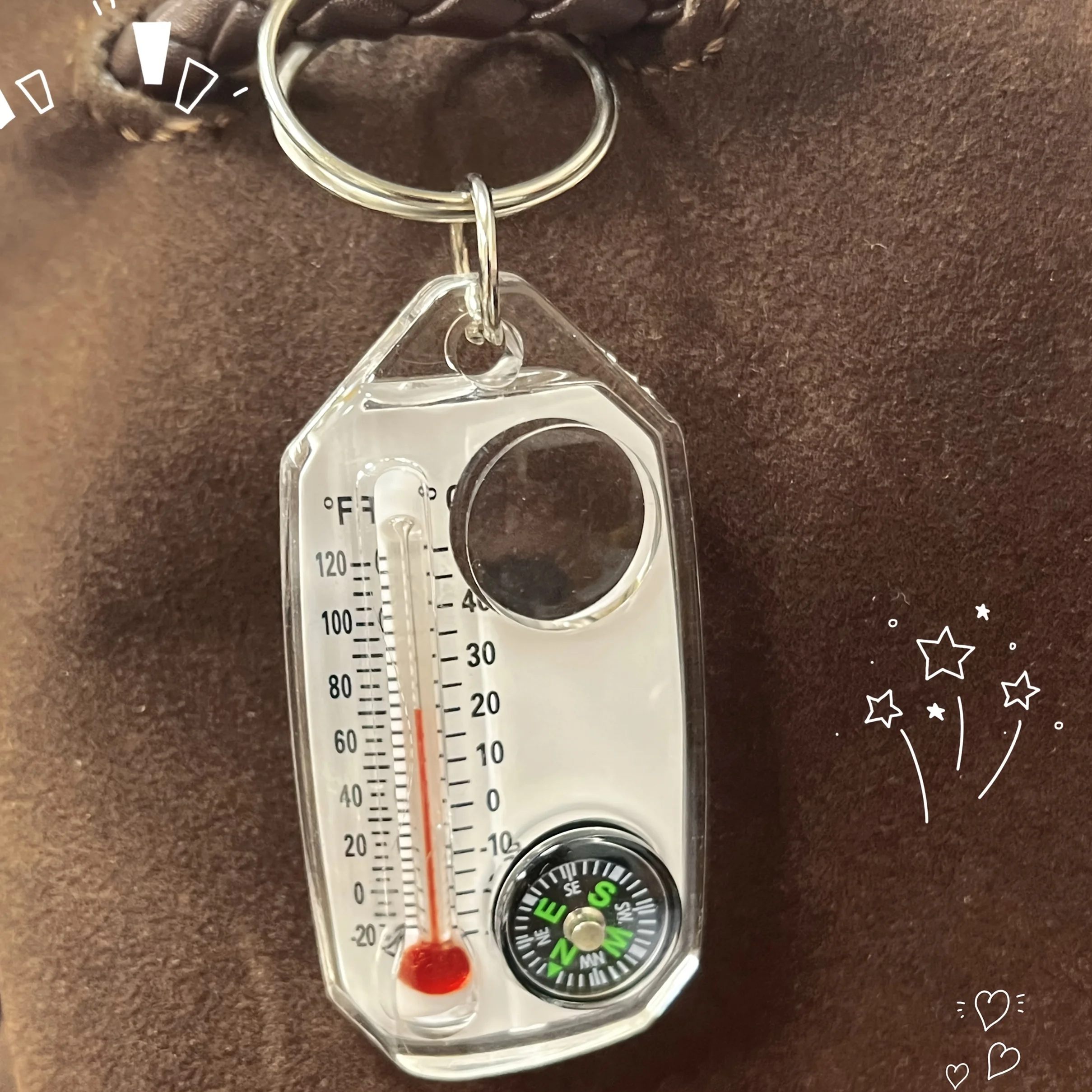 3-in-1 Multi-functional Keychain with Temperature Gauge Compass Portable Mini Mountaineering Buckle Outdoor Key Chain