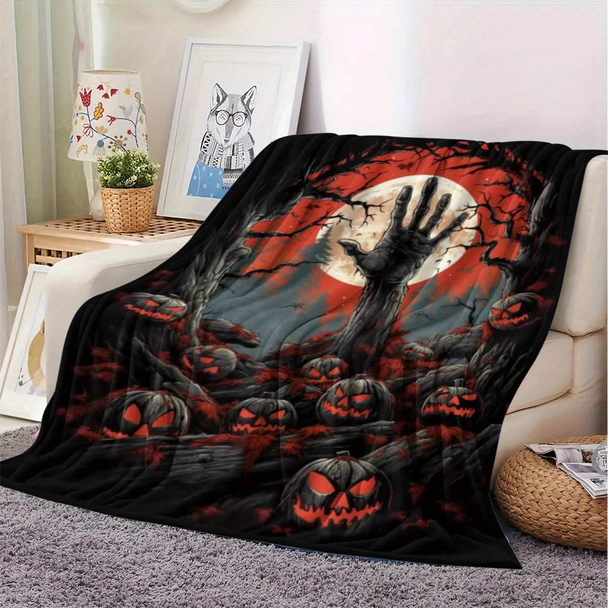 Halloween Themed Pattern Flannel Throw Blanket, Soft and Warm for Sofa, Home Leisure Use as Couch Cover or Air Conditioning Comf