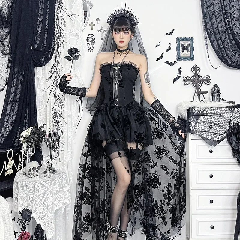 

2025 Elegant Sheer Slim Fit Dark Bride Tulle Strapless Dress Gothic Corset Dress