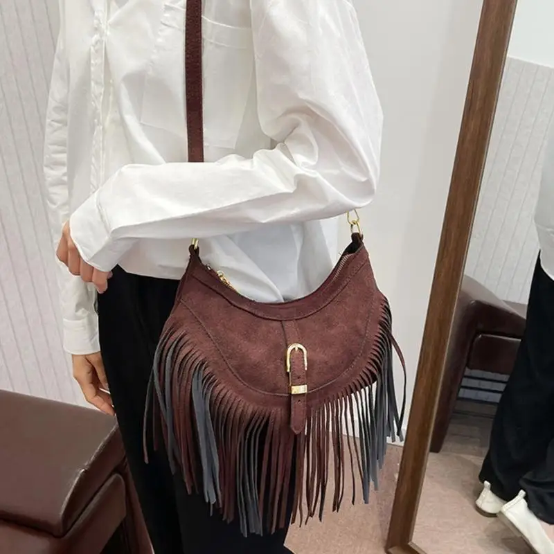 

Женская сумка по кроссовым кустам с кисточками и просторными мешками на плечах переворачиваемой кошелек Регулируемая ремешкой