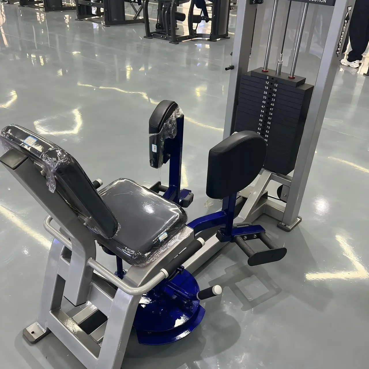 Customizable Color Pin Loaded Hip Adduction Machine Seated Inner Thigh Strength Training Commercial Fitness Equipment