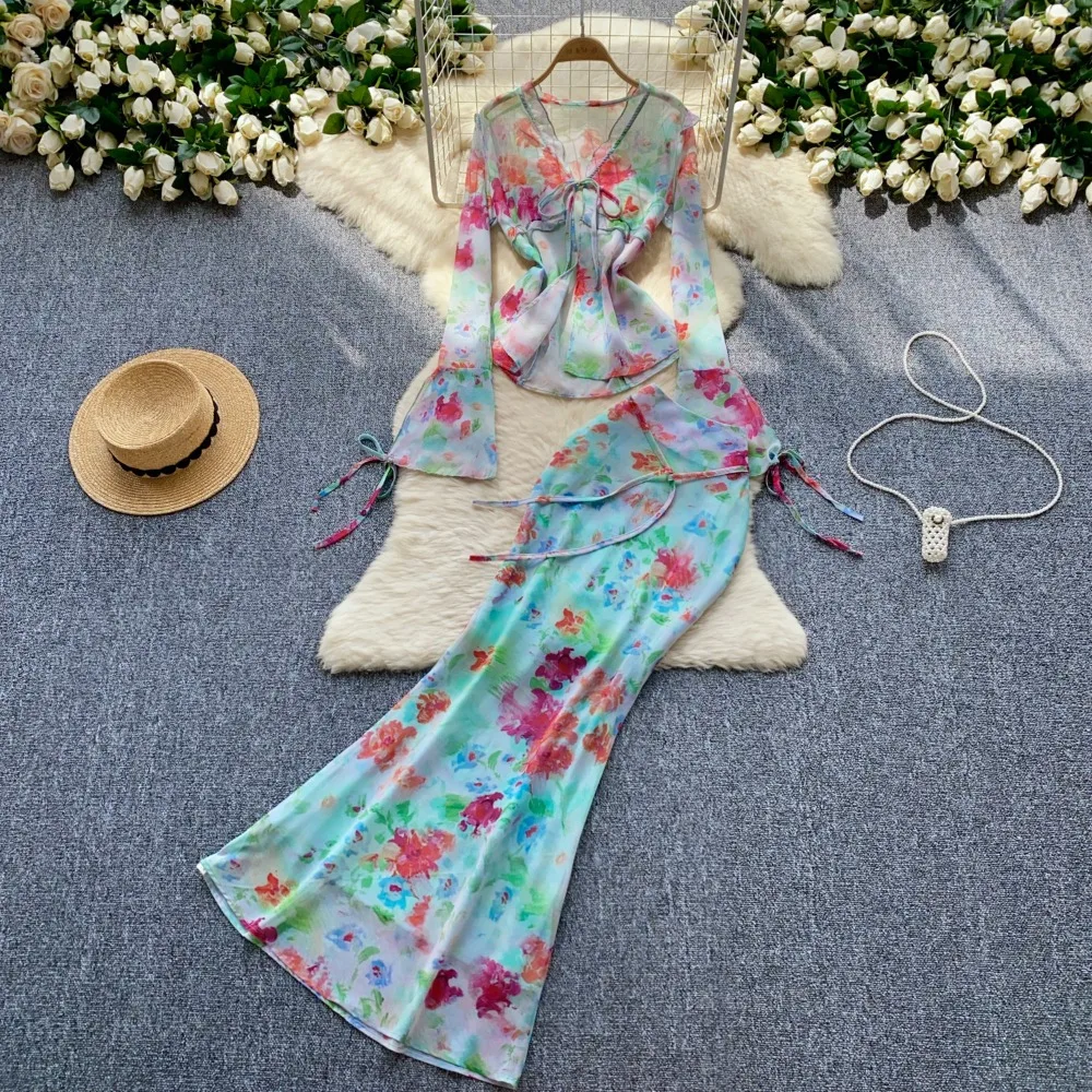 

Foamlina Vacation Two-piece Set for Women's Sweet Lace Up Flared Sleeves Chiffon Cardigan and Flower Print Hugging Long Skirt