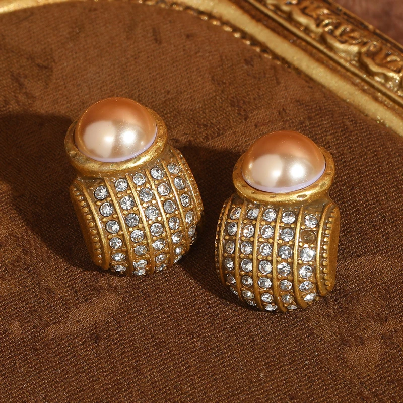 

Vintage Gold Color Pearl Stud Earrings Inlaid Glass For Women Traditional Classic Luxury Jewelry Trends 2026 Accessories Gifts
