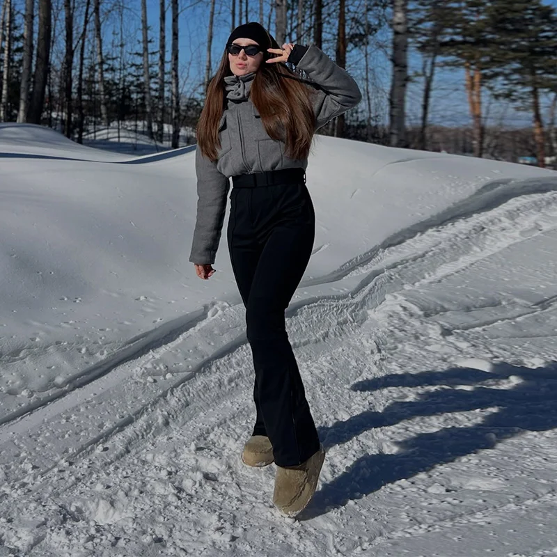 Winter 2-Teiliger Skianzug mit Kapuze, Kurze Schneejacke, Ausgestellte Skihose mit Gürtel, Wasserdicht, Dick, 2026 Snowboarding Outdoor Damen-Outfit – Detail 13