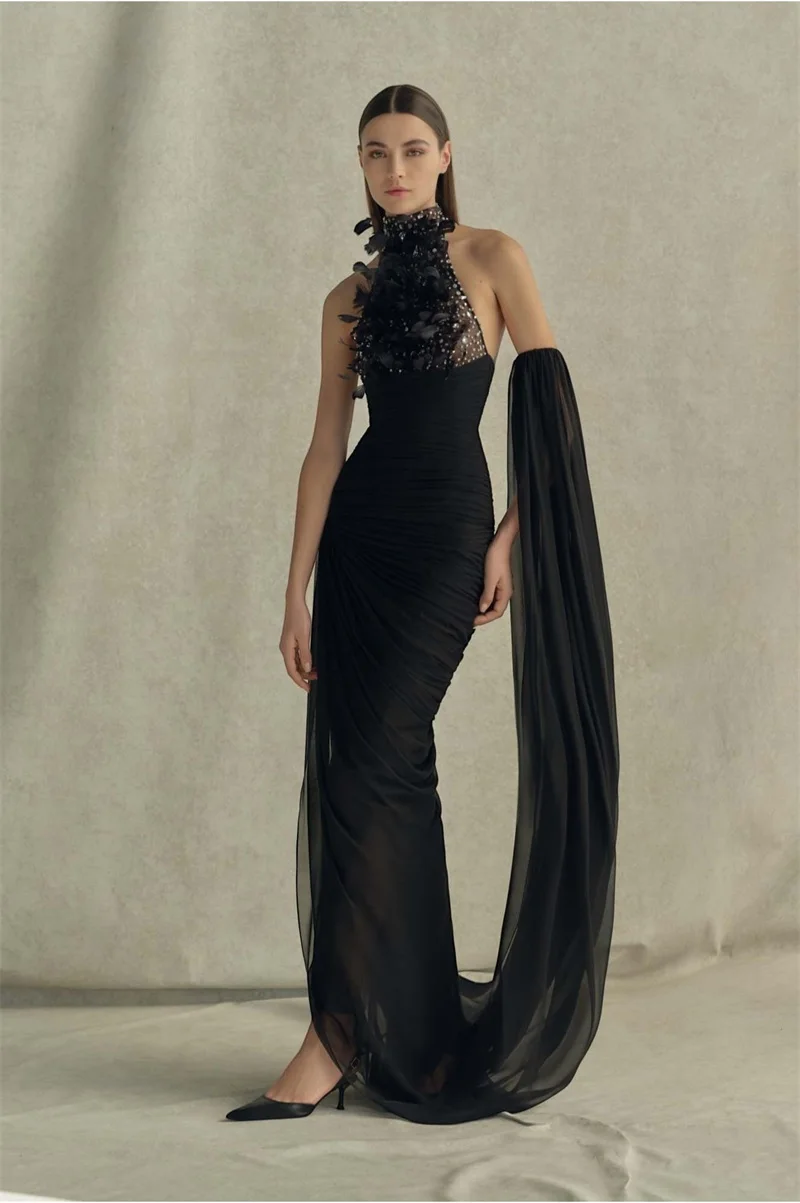 Black Feather Rhinestone Halter Prom Dress Open‑Back Ruched Maxi Single Chiffon Drape Party Gown Elegant Birthday Evening Robe