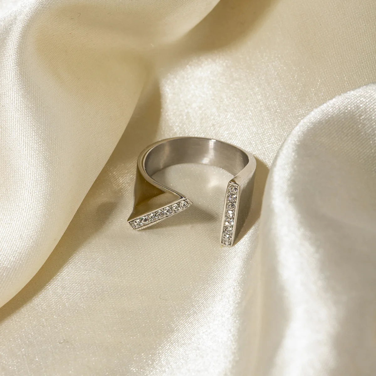 New Set Rhinestones Irregularity Open Rings Luxury Unisex Stainless Steel Minimalist Asymmetrical Rings For Women Jewelry Gift