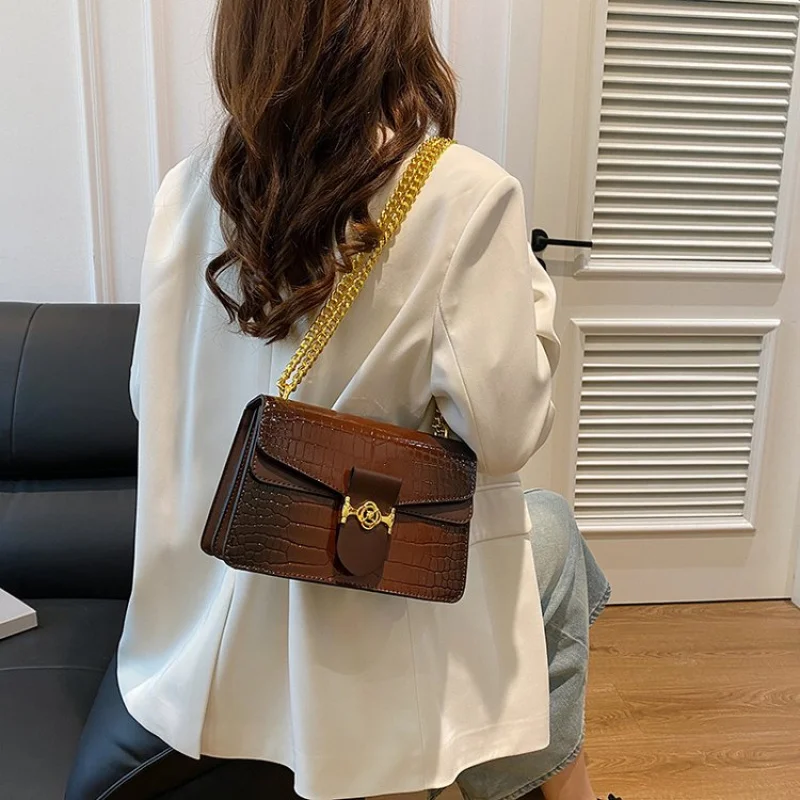 

women large duffel bag pu leather multi pocket design 2025 spring travel weekend overnight bag with shoulder strap