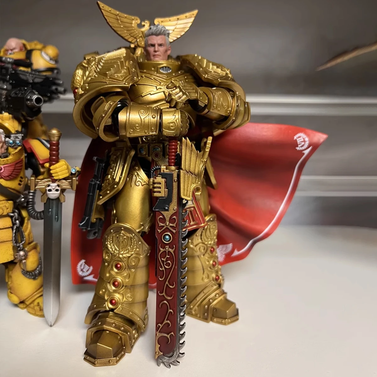 JOYTOY Warhammer 40K Action Figure Imperial Fists Rogal Dorn Anime Beeldje Primarch van de Vllth Legioen Collector Model Speelgoed