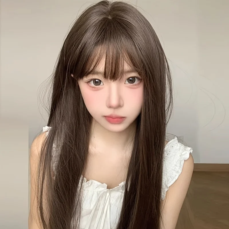 Long Straight Synthetic Hair Wig with Atmospheric Bangs, a Perfect Choice for a Sweet Summer Look, Suitable for Any Occasion