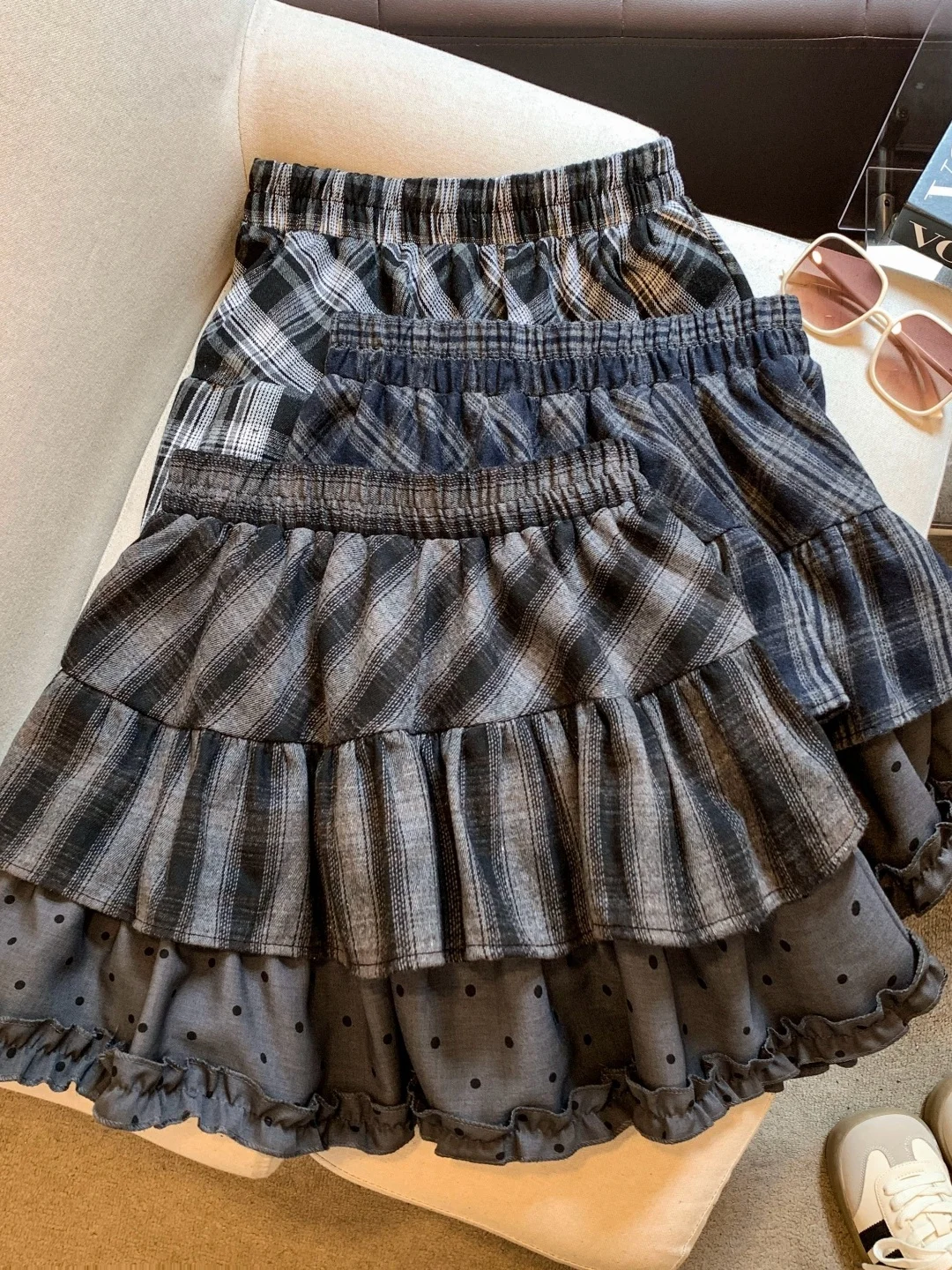 Retro Campus Plaid Cake Skirt Women's Multi-layered Puffy Short Skirt with Wood Grain  High Waist Elastic Waist Design