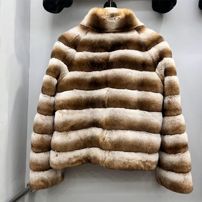 سترة شتوية نسائية جديدة لعام 2025 بلون شينشيلا معطف فرو أرنب ريكس حقيقي بأكمام طويلة وسترات خارجية فاخرة ودافئة