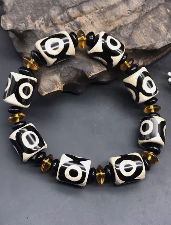 Tibetan Dragon Vein Old Agate Dzi * 3 eyes * Beads Bracelet M3189