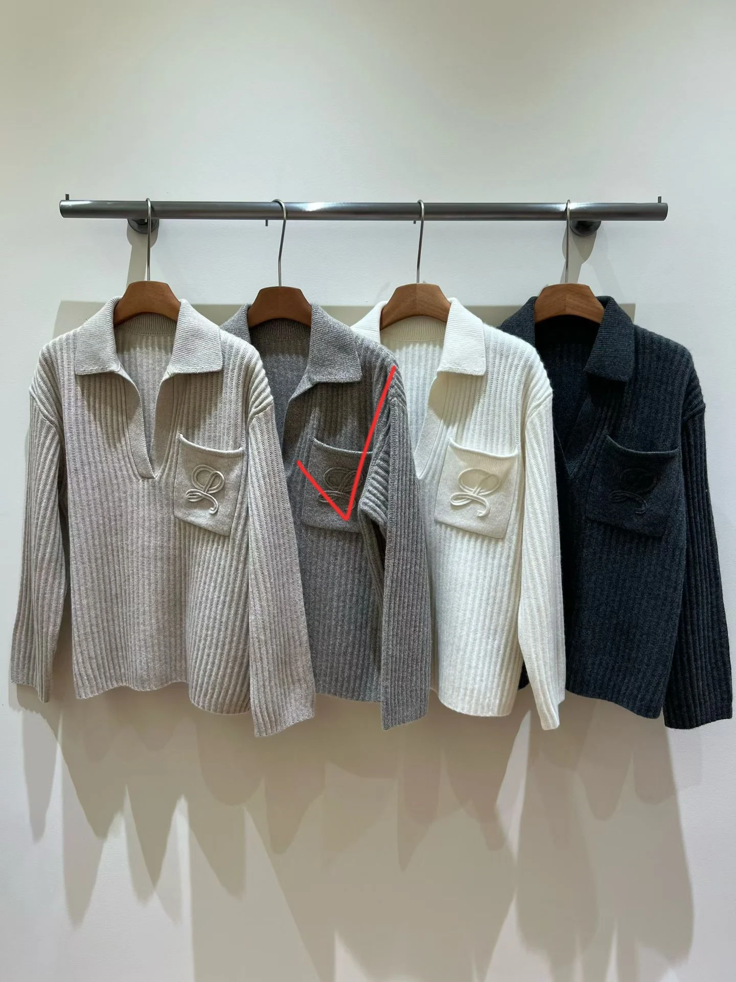 2026 Autumn/Winter New High-Quality Wool Cashmere Collar Letter Sweater For Women