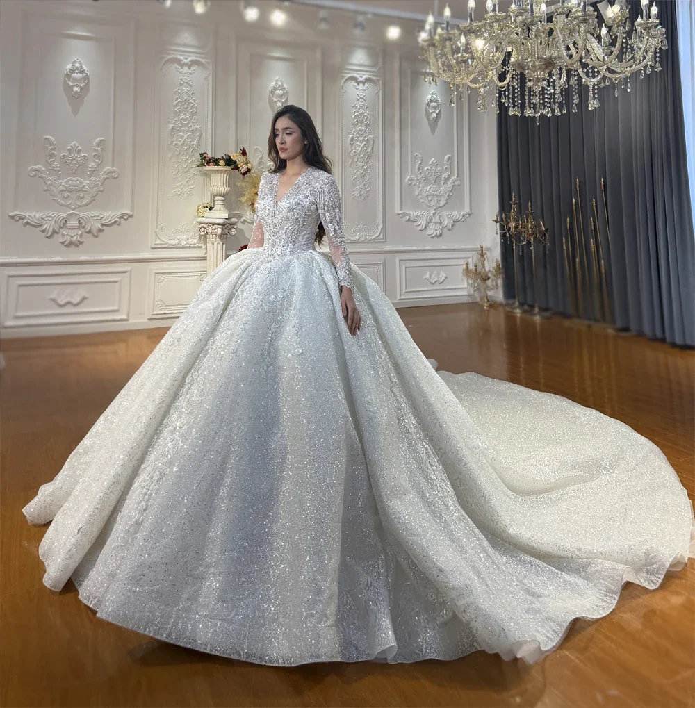 Customized Long Sleeves V-neckline Wedding Dresses For Brides Amanda Novias Oficial