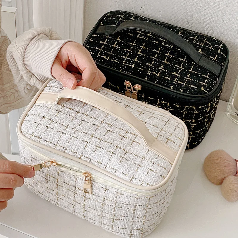 2024 New Korean Style of The Plaid Small Large Organizing Makeup Bag High-color Cosmetic Storage Bag for Women Toiletry Bag