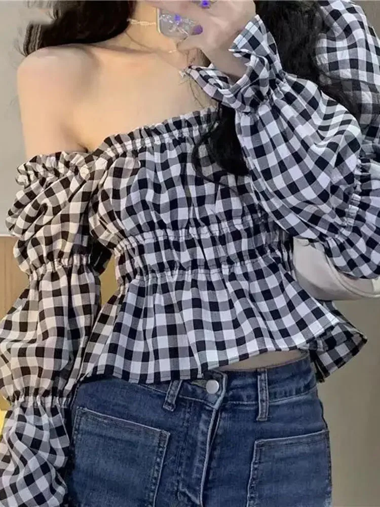 

French Retro Plaid Lantern Sleeve Shirt Women Square Collar Elastic Waist Slim Crop Top 2026 New Sweet Y2k Chic Blouse