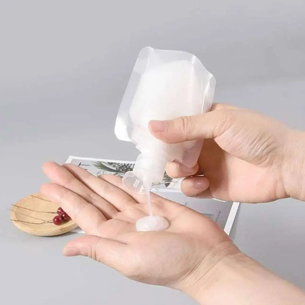 

Portable PET Travel Dispenser Bag Transparent Nozzle Cosmetic Storage Bag Flip Lid Packaging Bag