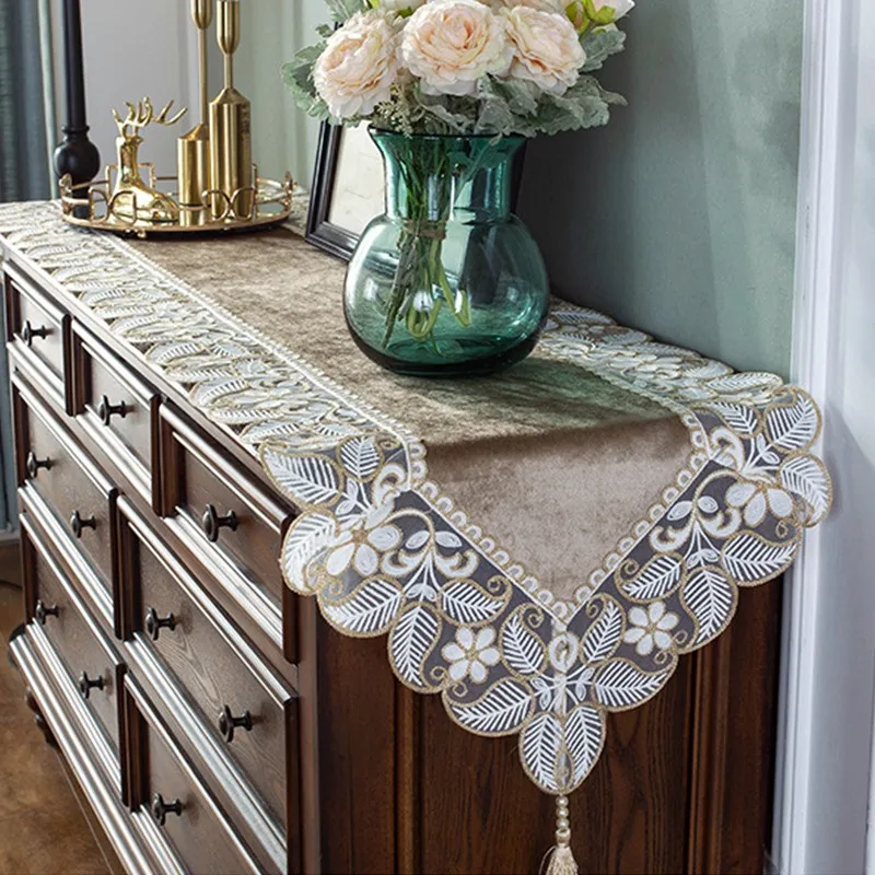New Table Cloth Lace Cloth Art Golden Velvet High-end Light Luxury Rectangular Household Table Cloth Tea Table Table Flag Table