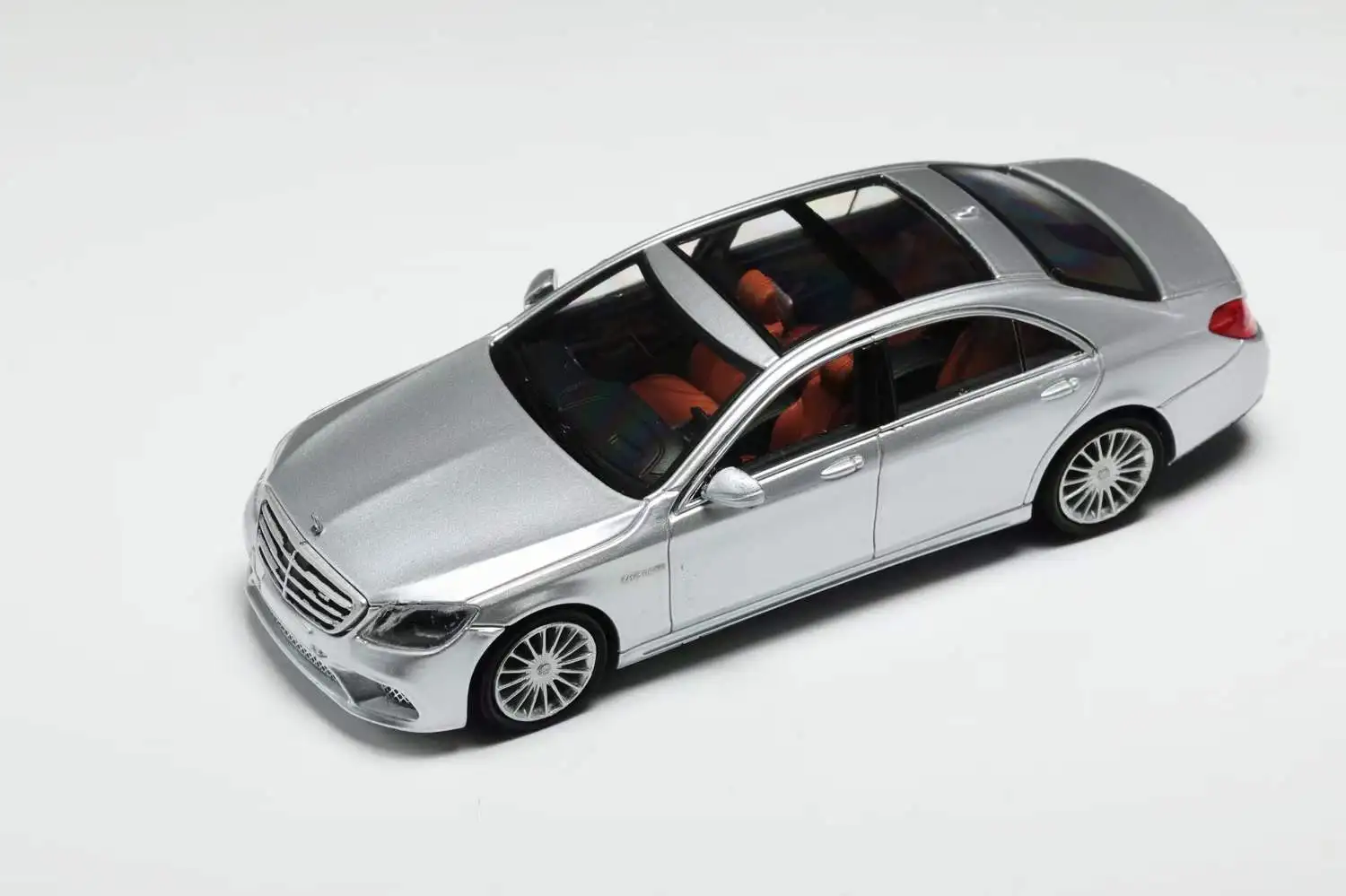 KINGMODEL 1:64 S65 W222 Silver Black White Green limited999 Diecast Model Car