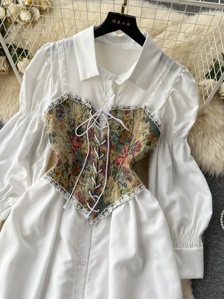 Robe Chemise Française pour Femme, Tenue de Style Palais, Manches Bouffantes, Simple Boutonnage, Blanche, avec Bretelles de Face Imprimées, Haut Précieux, Deux Pièces