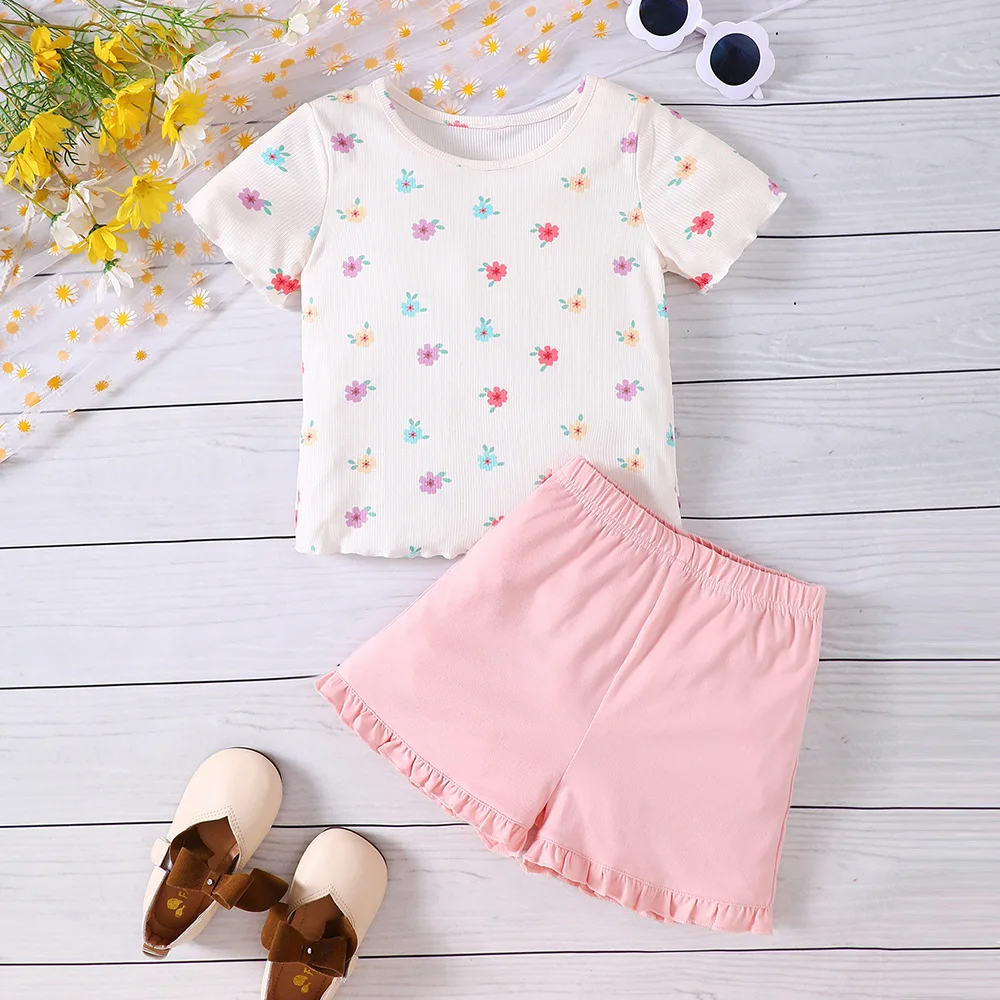 

2024 New Summer Child Clothes Sets Short Sleeve Print Floral T-shirt Pink Shorts 2 Piece Sets Designer Girls Clothes Sets 2-6T