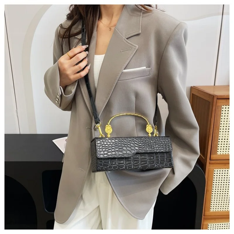 

Minimalist Vintage Leather Clutch Bag For Women Casual Business Stylish Unique Crossbody Solid Color