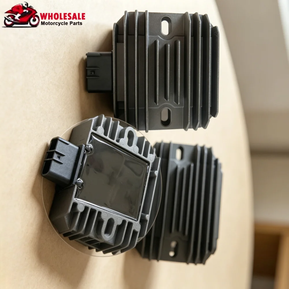 

1pc Regulated Voltage Regulator Rectifier For KAWASAKI ZX1000 ZX Ninja 1000 ABS OEM 31600-HM8-003 31600-HM8-013 31600-HN1-A41