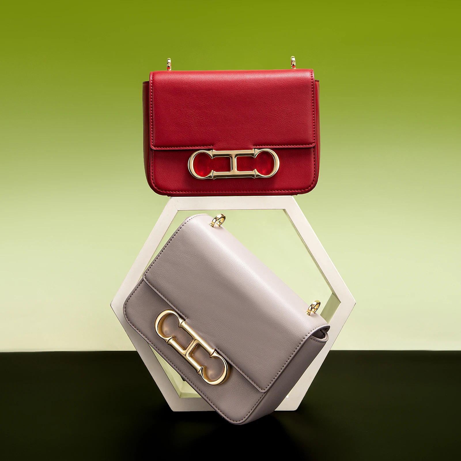 

Women's Crossbody Bag 2025 New Synthetic Leather Red Business Women's Bag Magnetic Flip Cover