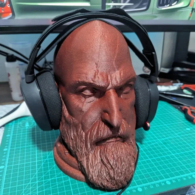 God Of War Kratos Statue Headphone Game Characters Characters Toys Head Statue Desk Model Computer Headphone Stand Holder view 5