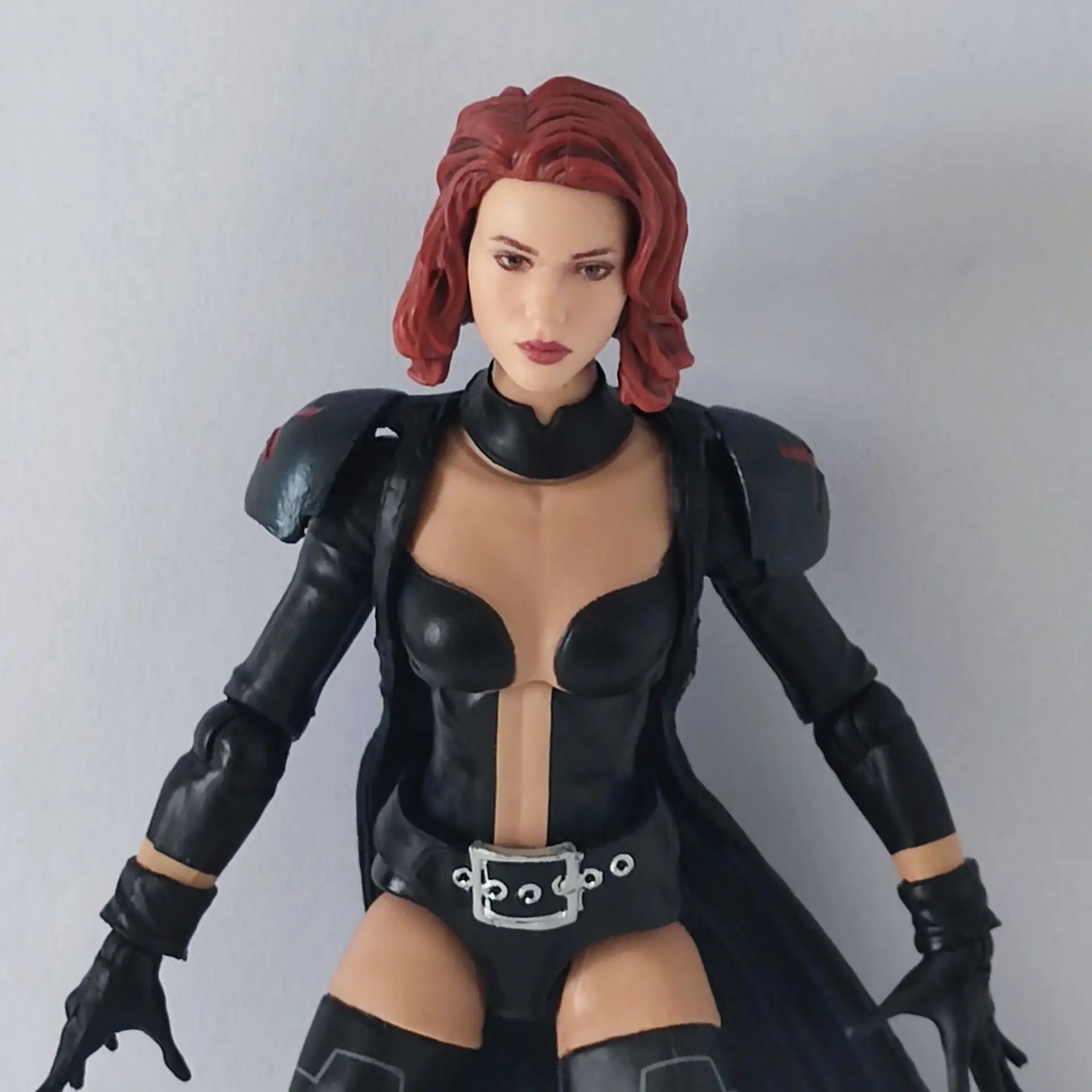 Marvel Legends Rainha Negra com Cabeça Errada da Viúva Negra Figura de Ação Solta de 6"