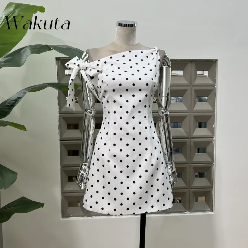 

WAKUTA Ретро Художественное облегающее платье без рукавов с наклонным вырезом в японском стиле в горошек с галстуком-бабочкой в студенческом стиле Vestidos De Tricô Femenino