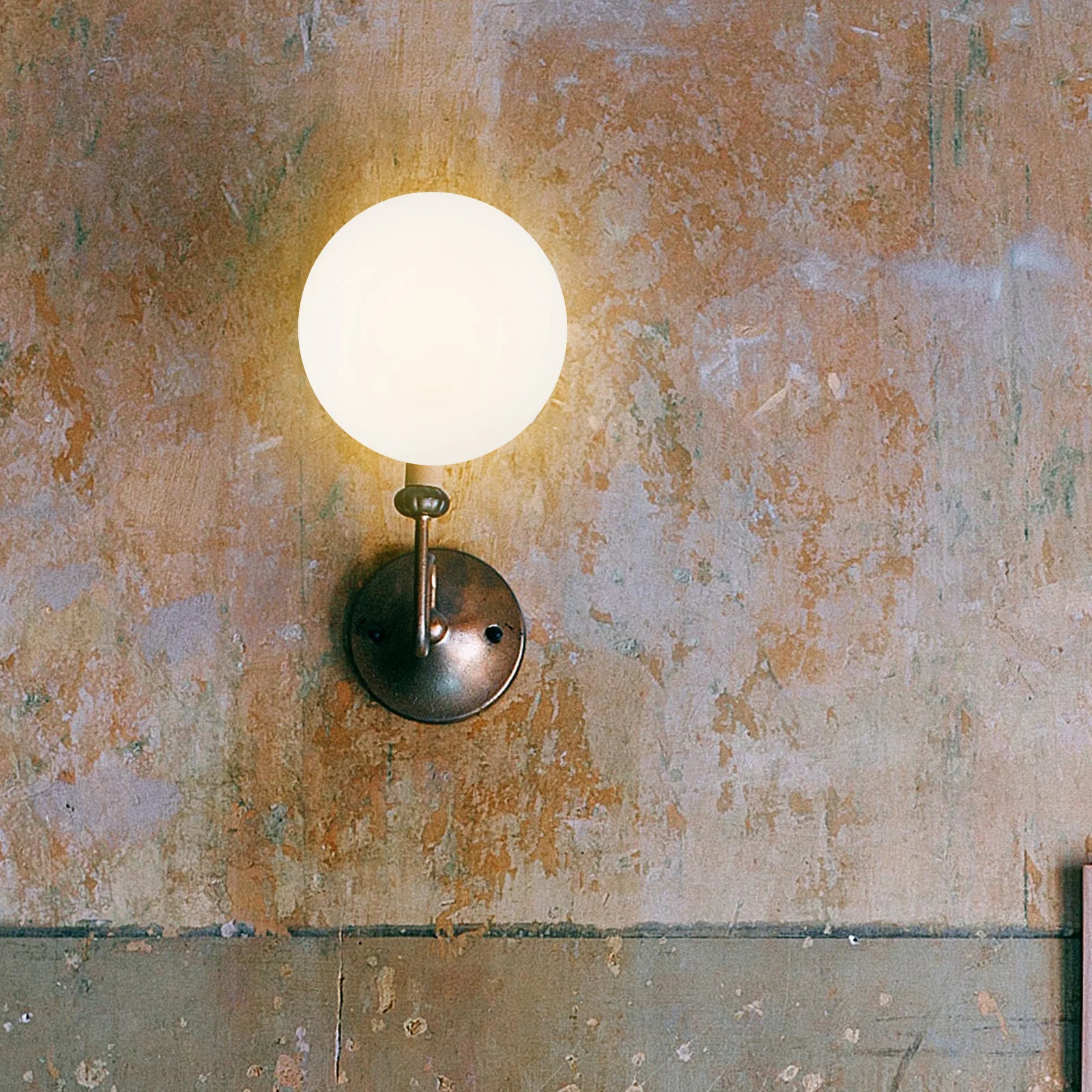 

Acrylic Globe Lampshade Replacement Wall Light Cover Outdoor Porch Patio Dustproof Insect Resistant Durable for Bathroom