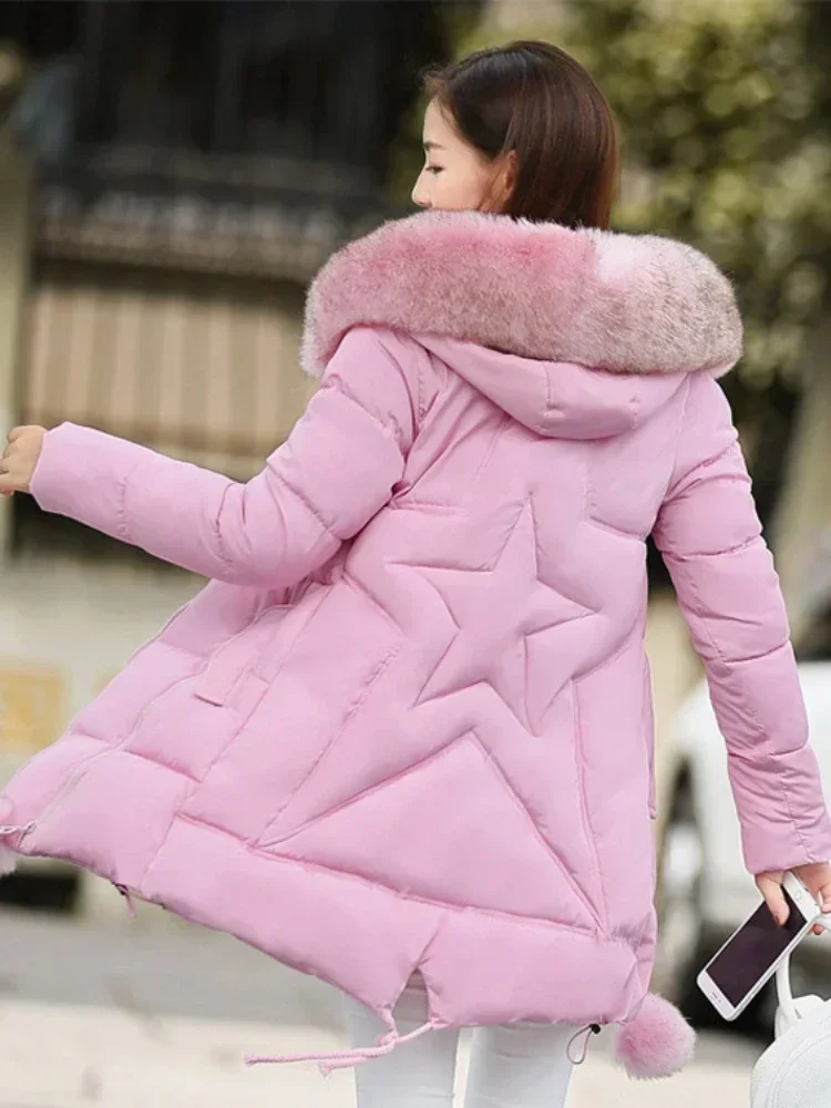 Chaqueta de algodón con cuello de plumón para mujer, traje grueso de longitud media, moda coreana, invierno, novedad de 2023