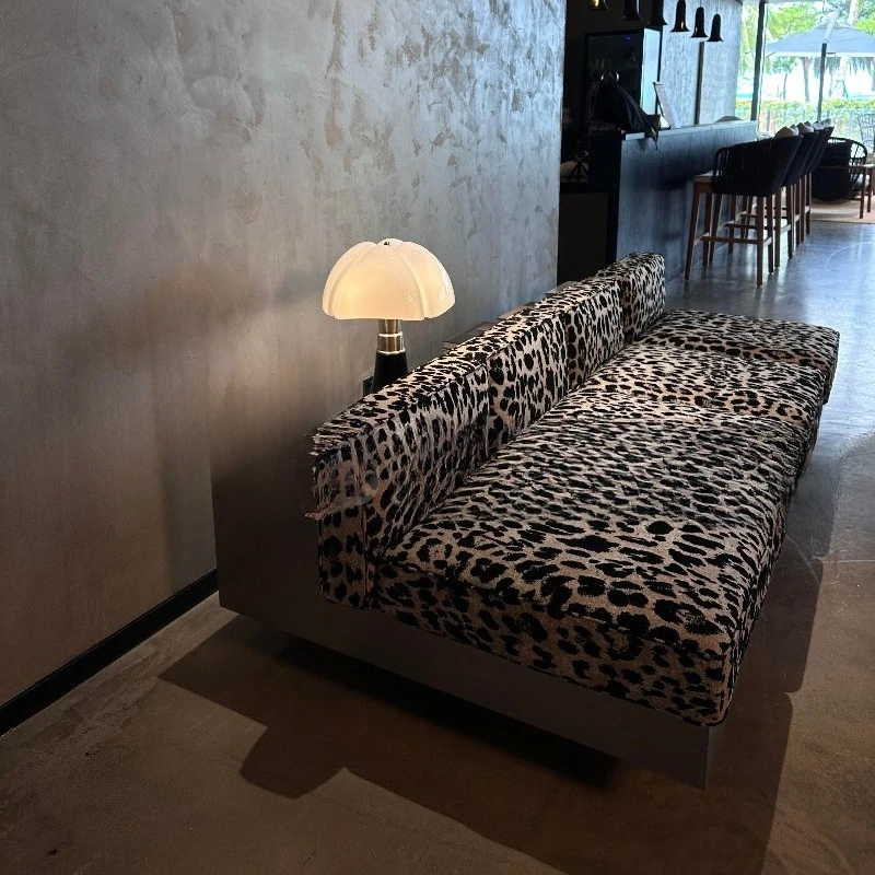 Retro wild leopard print sofa, private collection stainless steel suspended three-person sofa