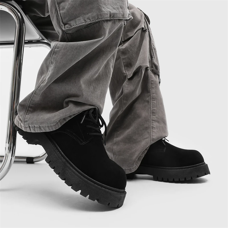 جديد رجل مكتنزة ديربي أحذية عمل الرجعية الدانتيل متابعة الجلد المدبوغ أحذية سميكة وحيد تنفس منخفضة أعلى الصناعية أحذية غير رسمية للرجال