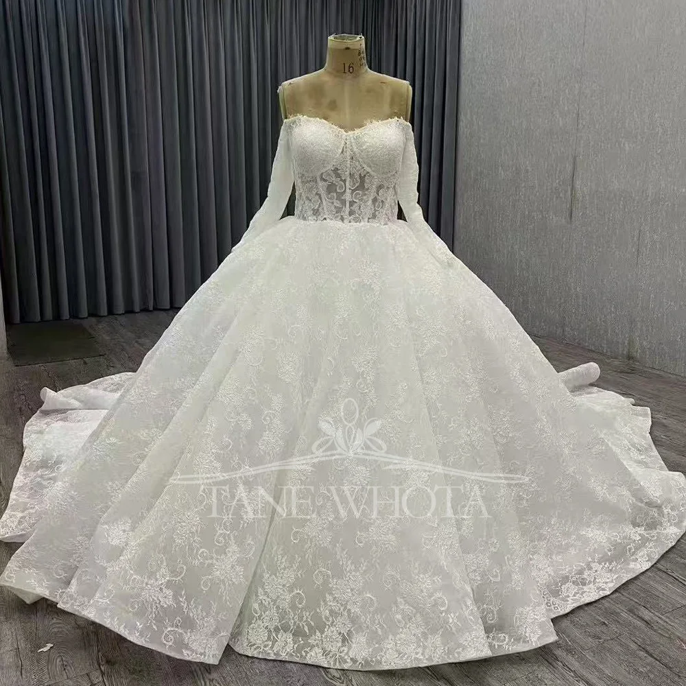 2026 Lace Wedding Dresses Sweetheart Long Sleeve Lace Up Back Embroidery Customized Wedding Dress