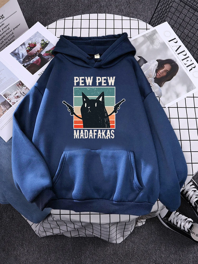 Pew Madafaks Cat Hold Guns Warm Fleece Hoodies For Women Autumn Outdoor Streetwear All match Casual Female Sportswear