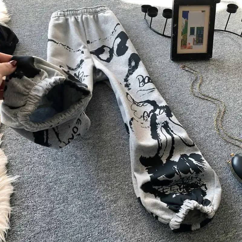 Retro ink printing gray sweater pants women's autumn and winter new loose leg sweatpants graffiti Harlan fashion casual pants.