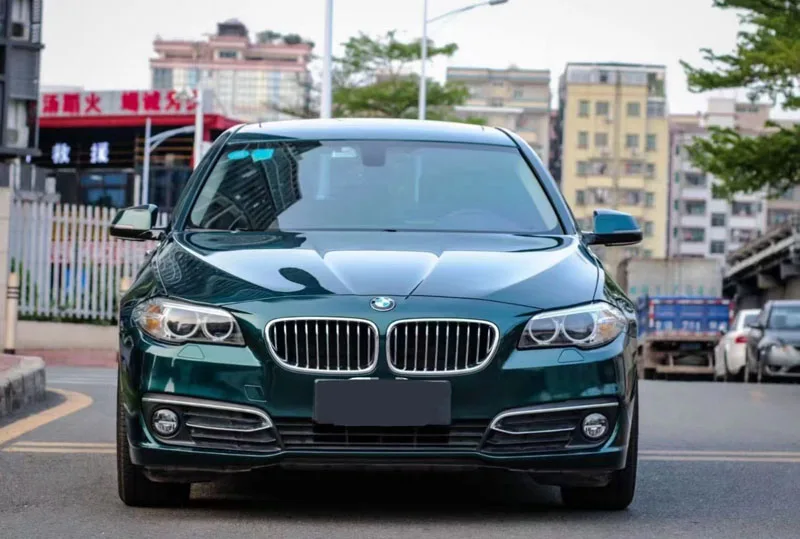 

High Quality PET Glossy Metallic British Green Vinyl Wrap Film Adhesive Whole Vehicle Car Wrapping Roll