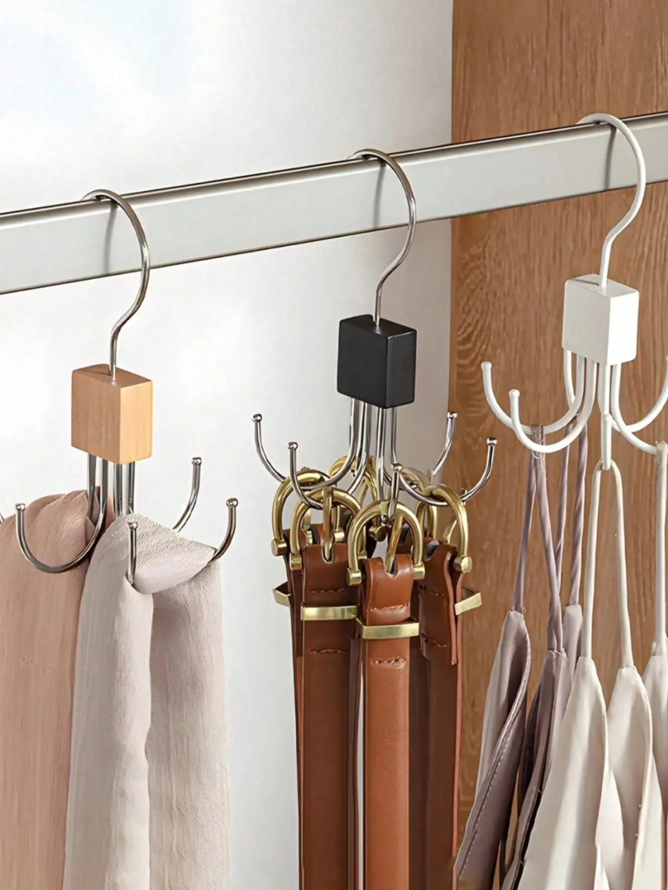 

360° Rotating Belt Hanger Space-Saving Organizer for Bras Ties Scarves