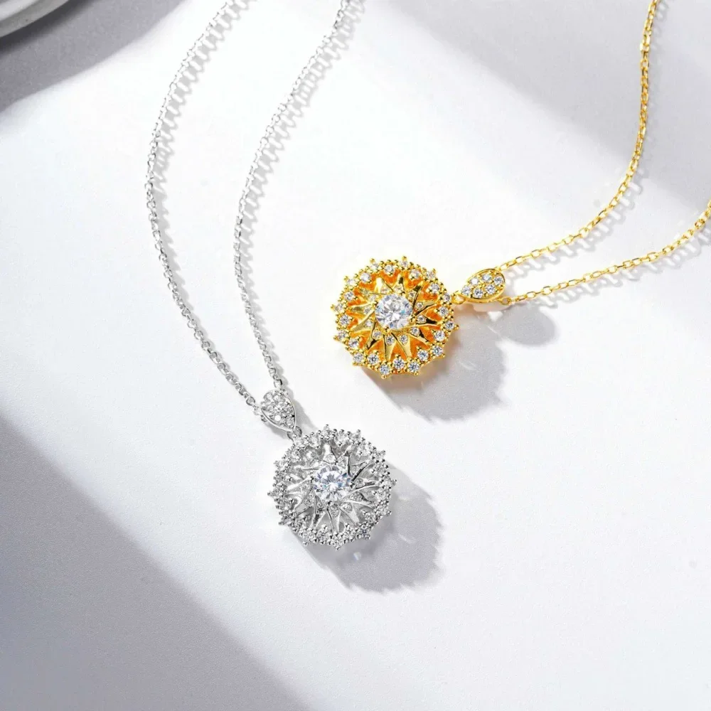 PT950 platinum necklace with female snowflake and star pendant, full of diamonds, small compass and zircon necklace