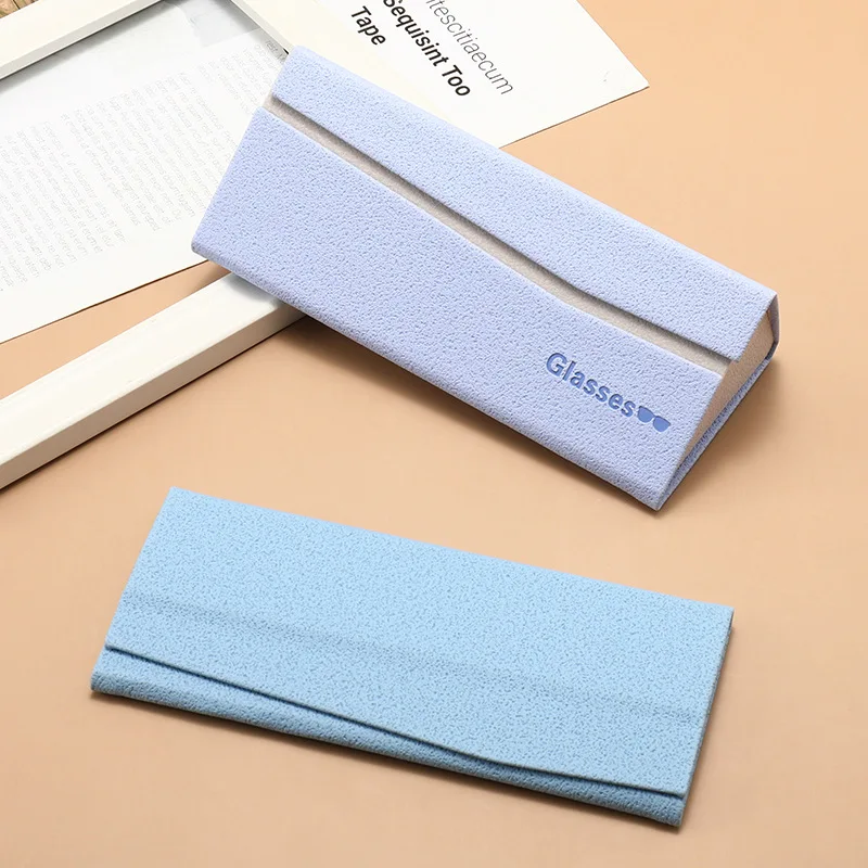 New Frosted Triangular Glasses Case, Trendy, Fashionable, Portable, Pressure-Resistant Hard Shell Folding Glasses Storage Box