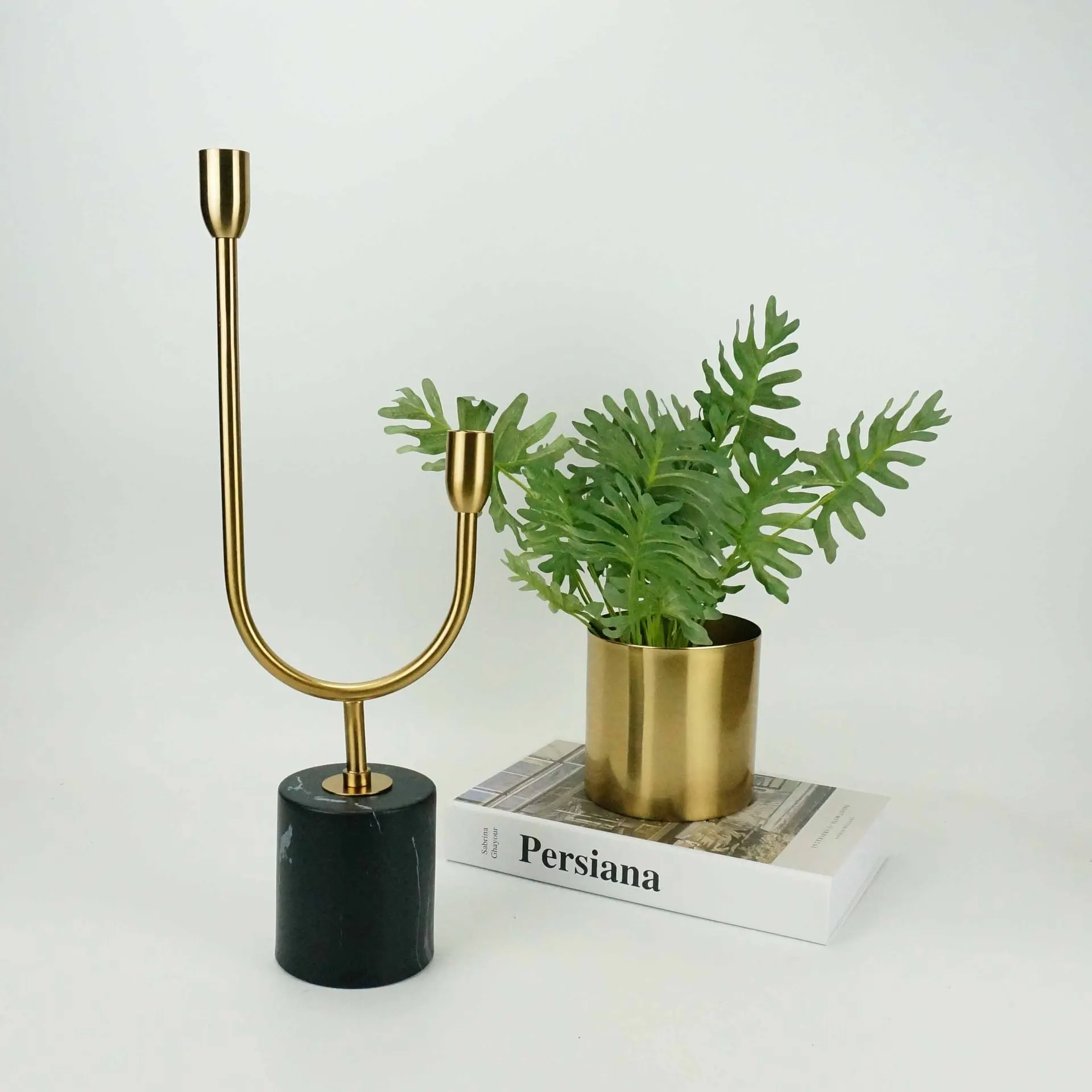 

PYJ light luxury imitation marble bottom candle holder post-modern European metal candle holder ornament