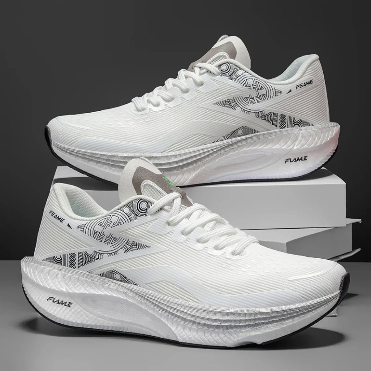 New Men Women Carbon Plate Running Shoes Breathable Shock Absorbing Sports Sneakers Lightweight Casual Athletic Shoes
