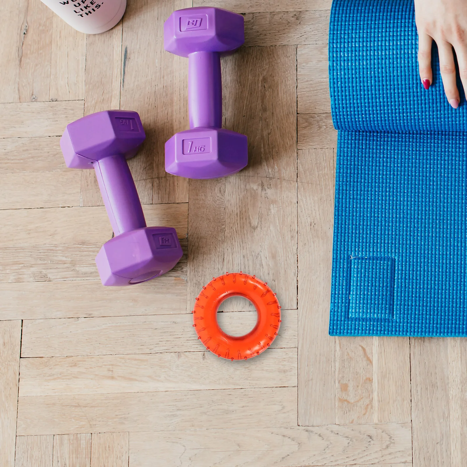 

Lightweight Grip Strength Trainer Rubber Hand Exercisers for Therapy Forearm Strengthening Small Size Easy to Carry