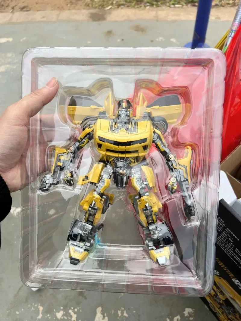En Stock WEIJIANG juguete transformador versión de aleación M03 8053 coche Robot hoja de batalla Bumblebee figuras de acción de juguete